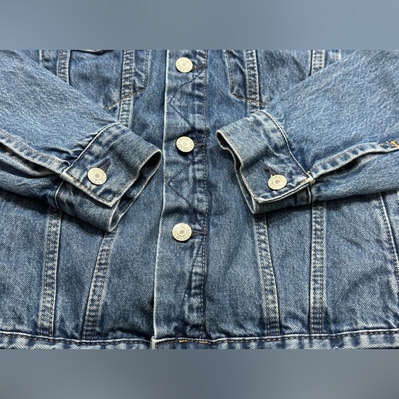 GAP: Teen Denim Jacket- Size XXL (14-16) - Picture 3 of 6